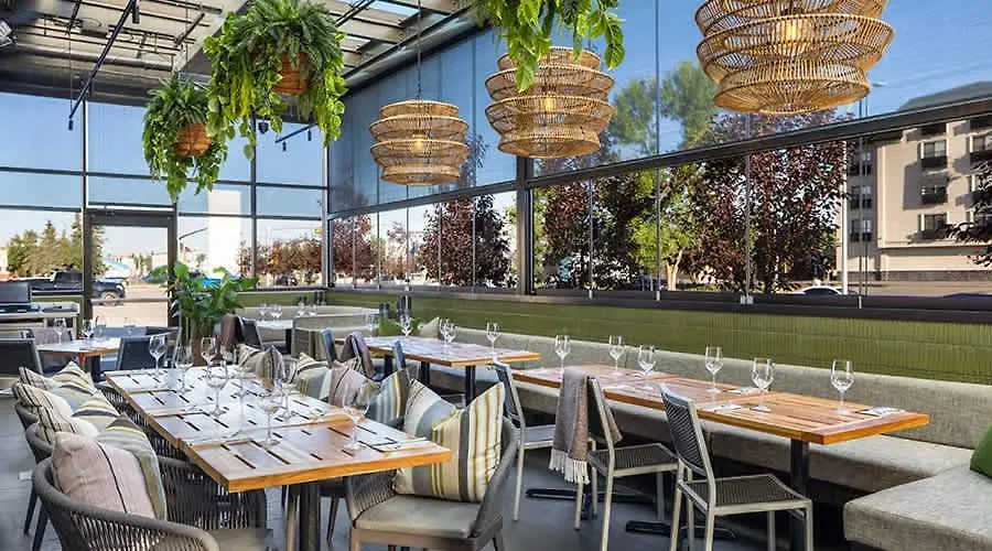 Dom wakacyjny Eminence Sleek Studio City View Edmonton